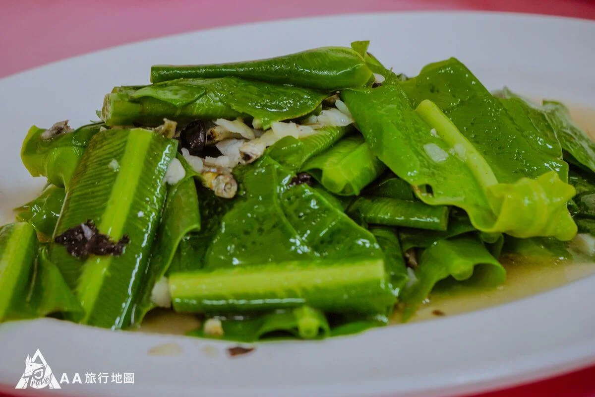 台灣後壁湖生魚片的山蘇