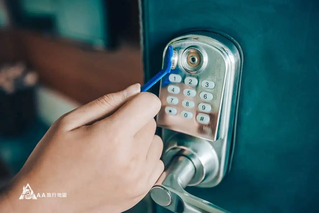Palm Island Homestay Induction Door Lock